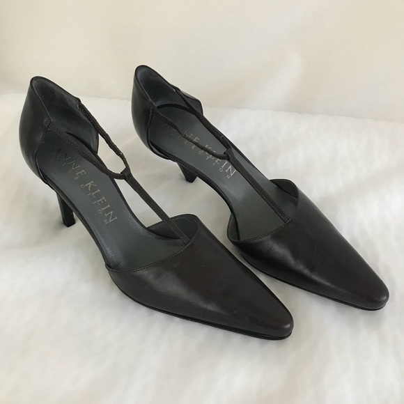 Women’s New Anne Klein Classic Brown Heels Size 7 - Picture 1 of 8